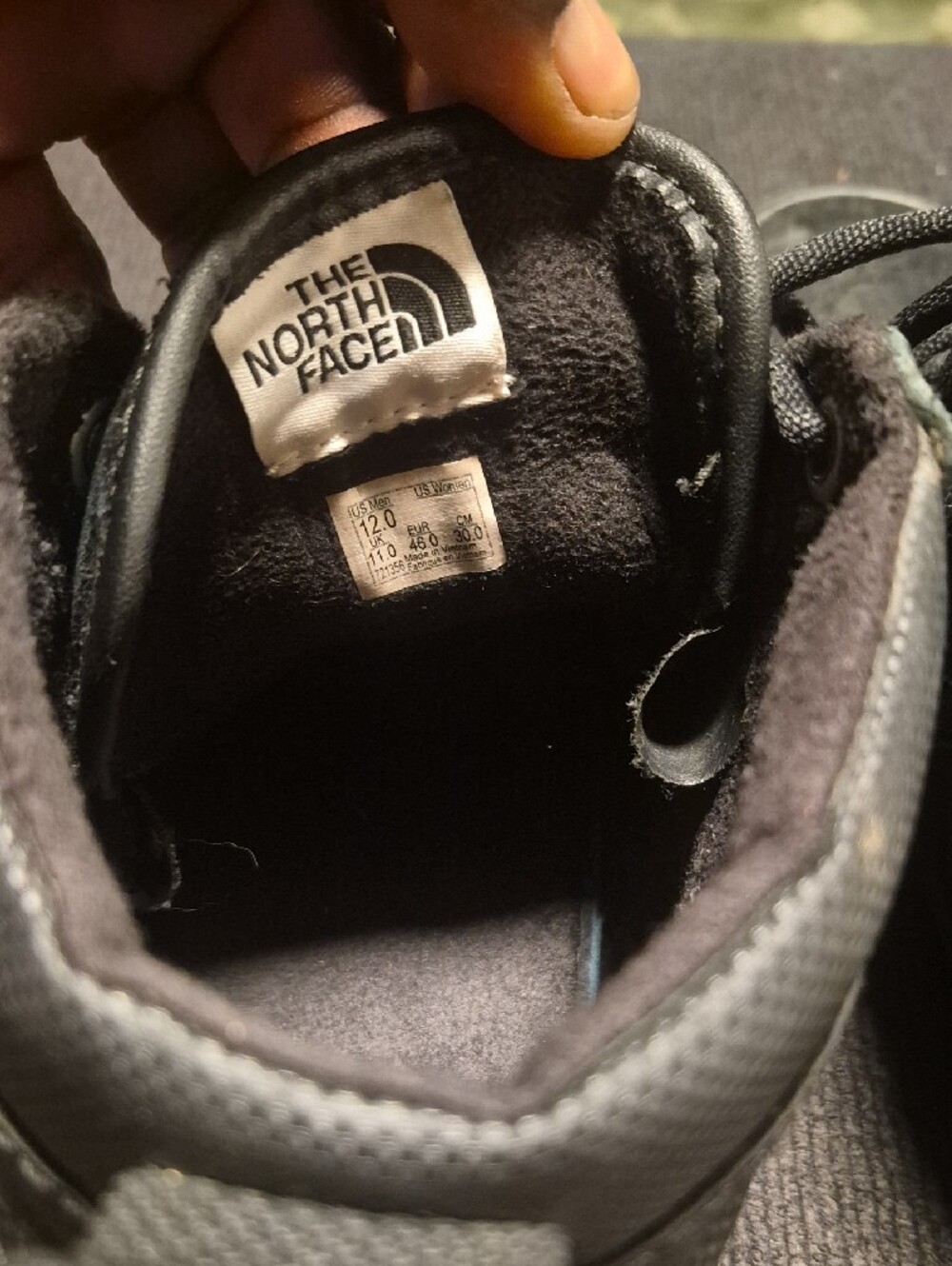 Sneaker - Picture 6 of 6
